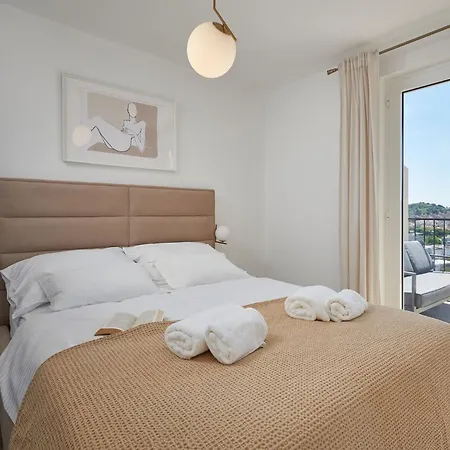 Апартаменты Blu-two Bedroom With Terrace And Sea View *