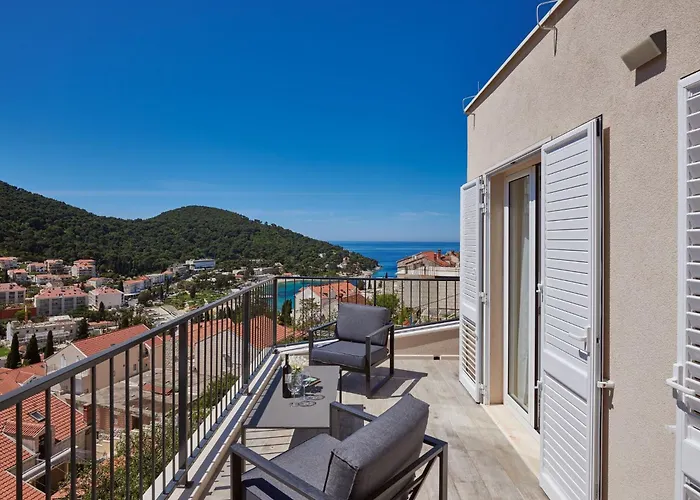 아파트 Blu-two Bedroom With Terrace And Sea View *